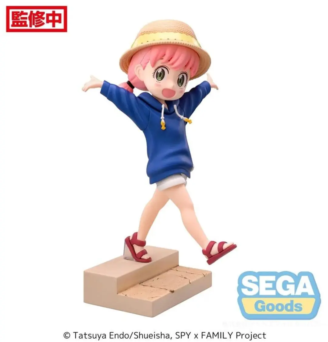 Sega Spy x Family Anya Forger Luminasta Resort Figure