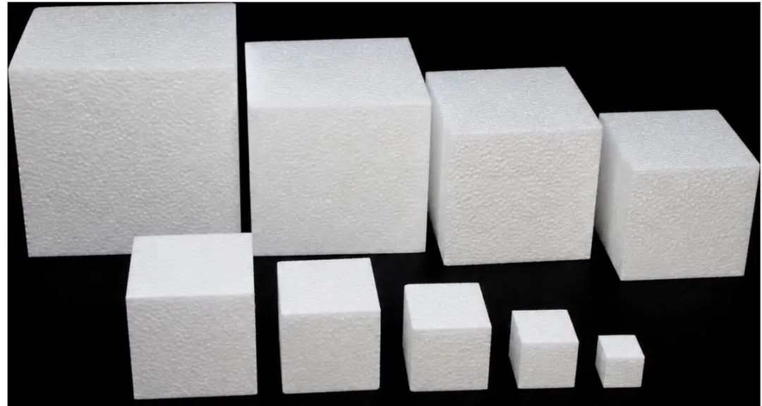 Bellatio Design Piepschuim Kubussen 8x - 12,5cm Wit