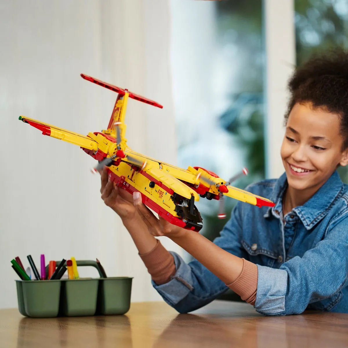 LEGO Technic Brandweervliegtuig 42152 - 1134 Stukken