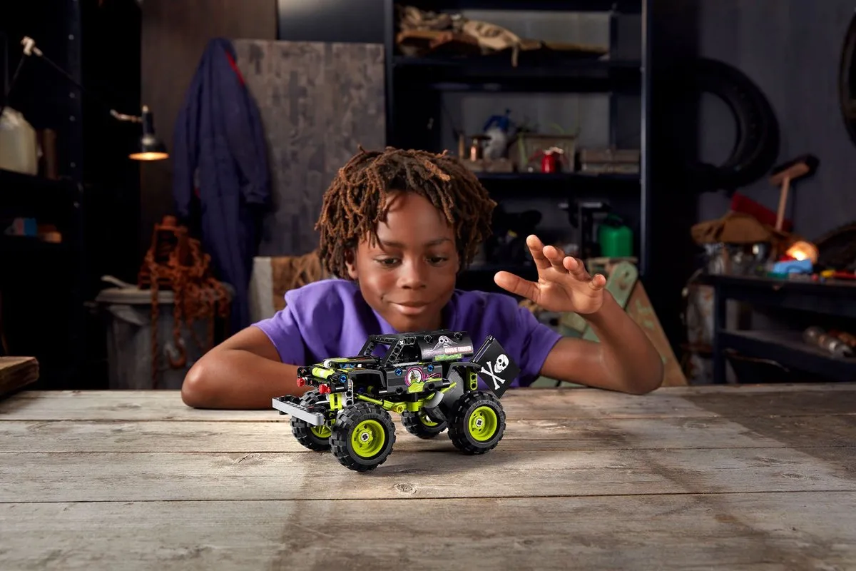 LEGO Technic Monster Jam Grave Digger 42118 - 564 Stukken