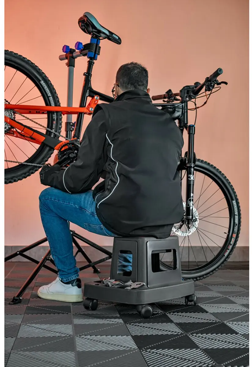 Lampa Werkstoel met Wielen - 120 kg - Zwart/Rood