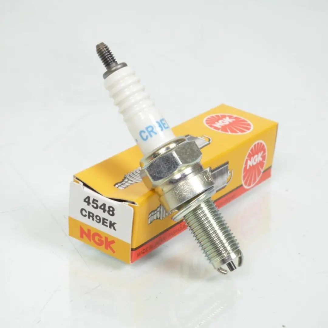 NGK Bougie D'Allumage - Blanc