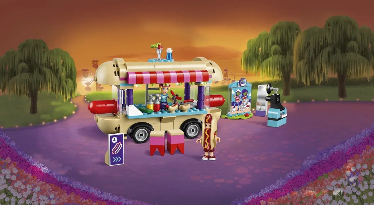 LEGO Friends Pretpark Hotdog-wagen 41129 - 243 Stukken - 2 Minifiguren
