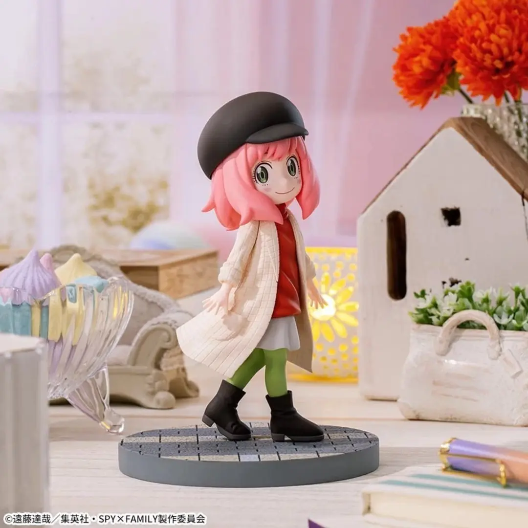 Sega Spy x Family Anya Forger Luminasta Figure