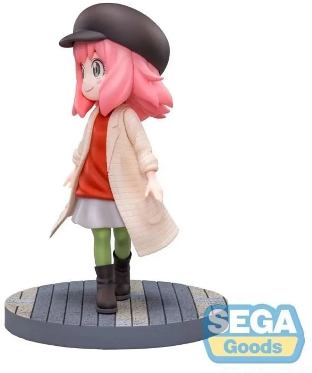 Sega Spy x Family Anya Forger Luminasta Figure