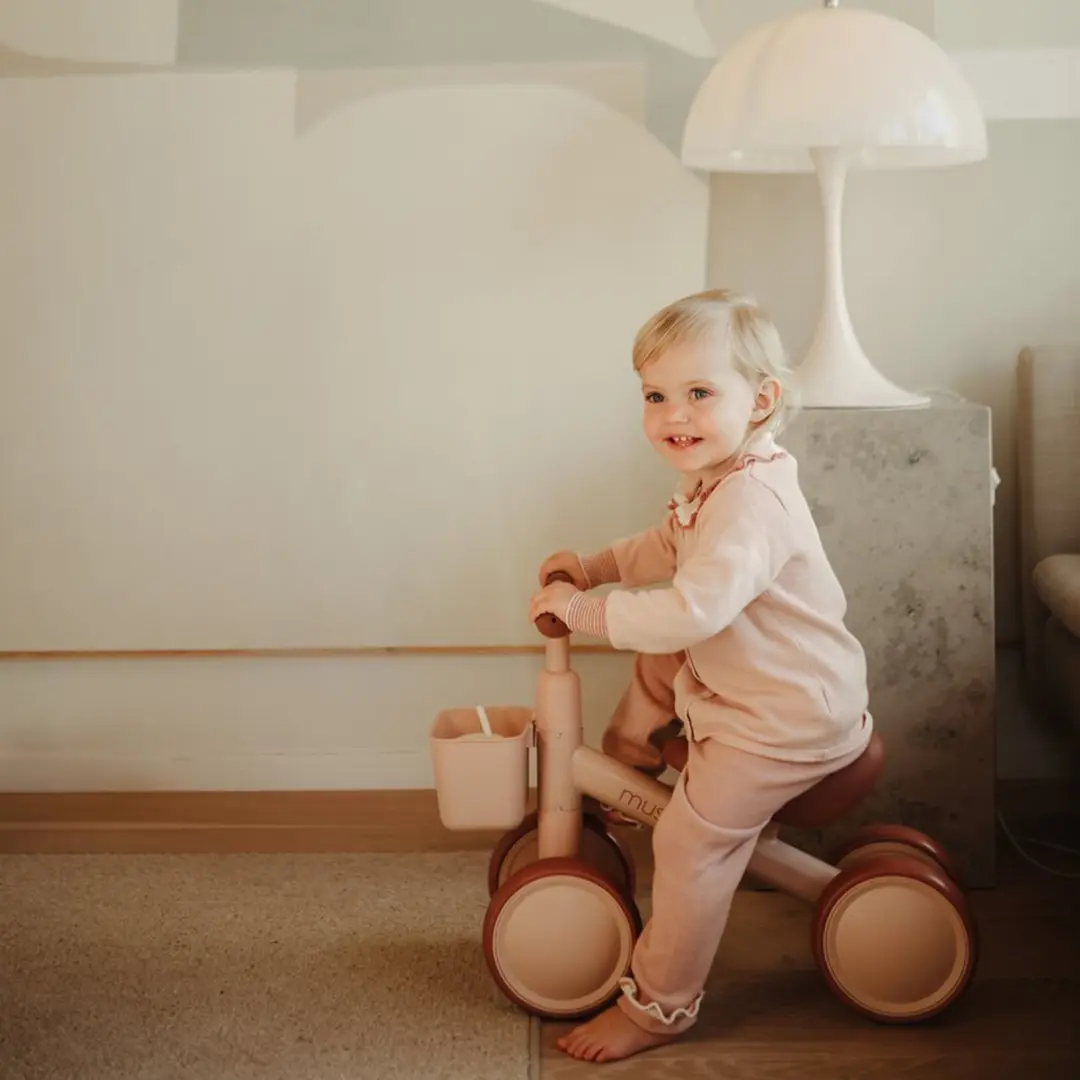 Mushie Loopfiets Blush - 12M+
