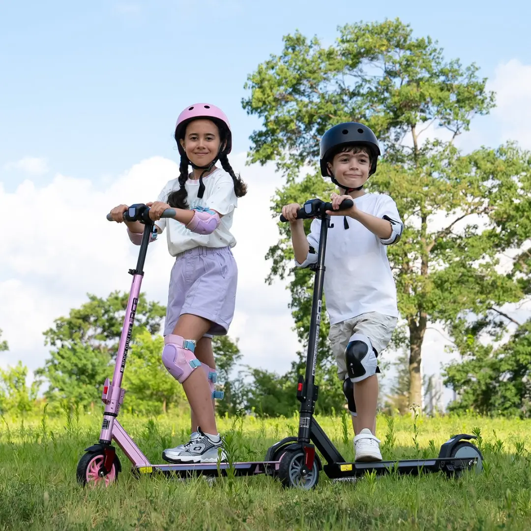 RCB R12Pro Elektrische Kinderstep - 220W - 18 km/u - PRO-pink
