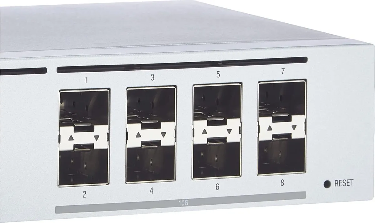 Ubiquiti UniFi Aggregation Switch 8-Poorten - Metaal - afbeelding 6 van 6