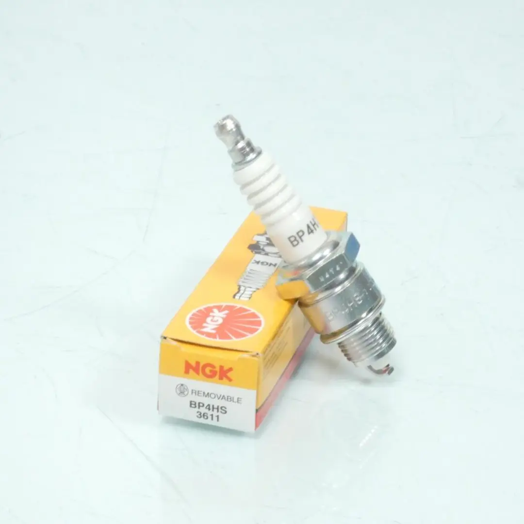 NGK BP4HS Bougie Moto AJS 50 Chipmunk