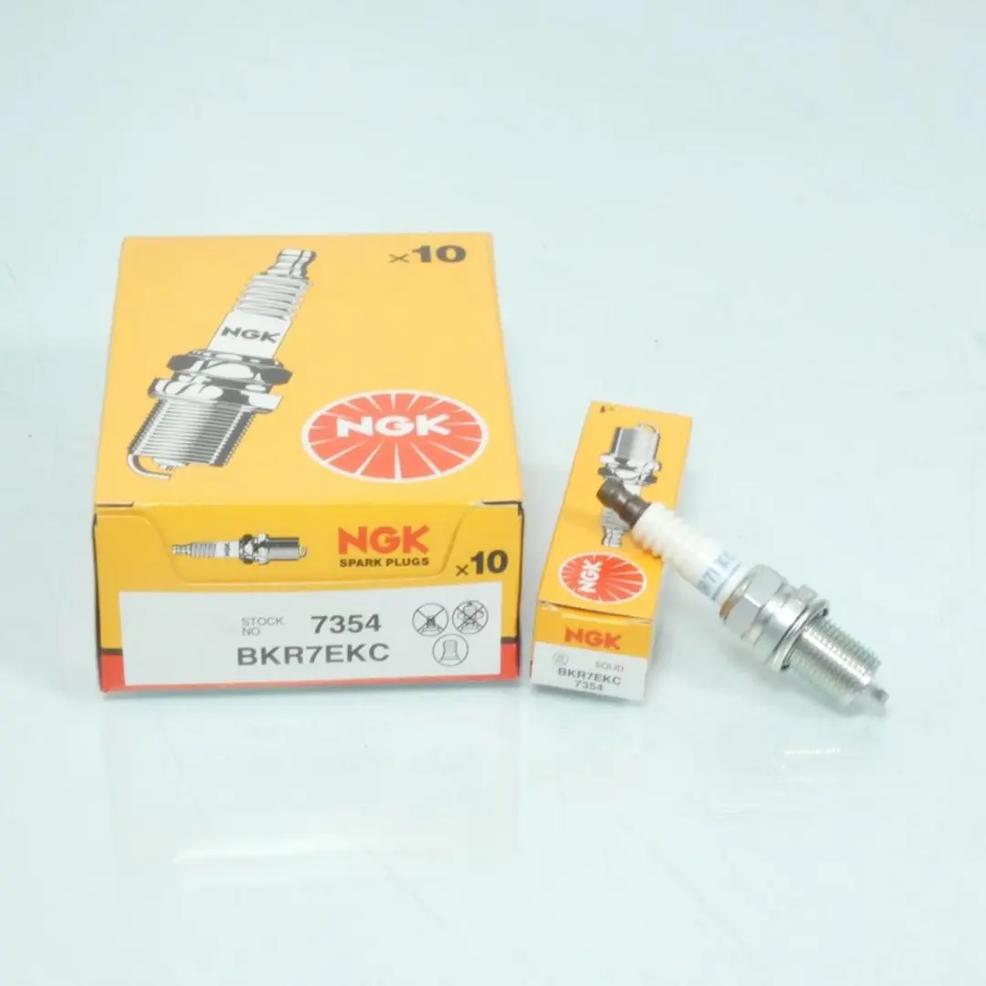 NGK Bougie BKR7EKC