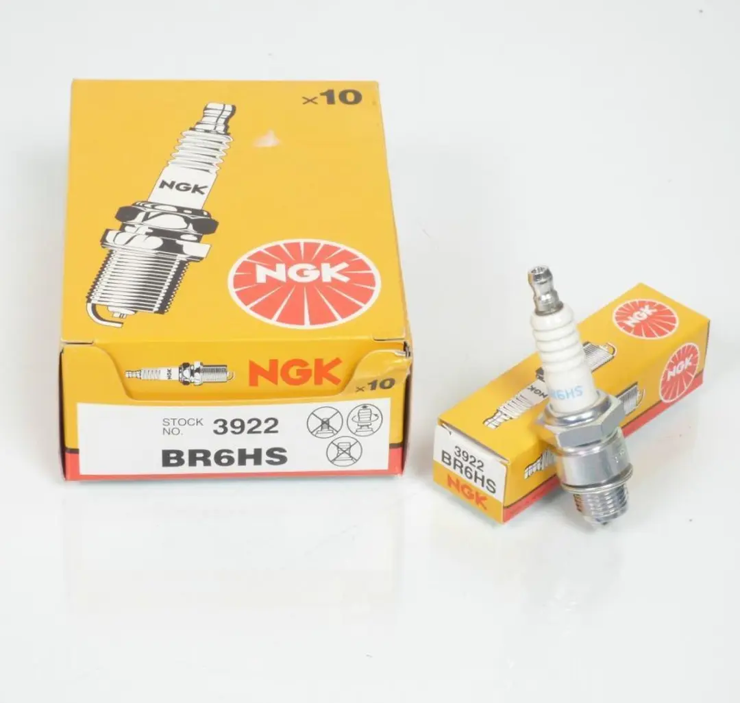 NGK BR6HS Bougie - Yamaha Auto na 1987 - Wit