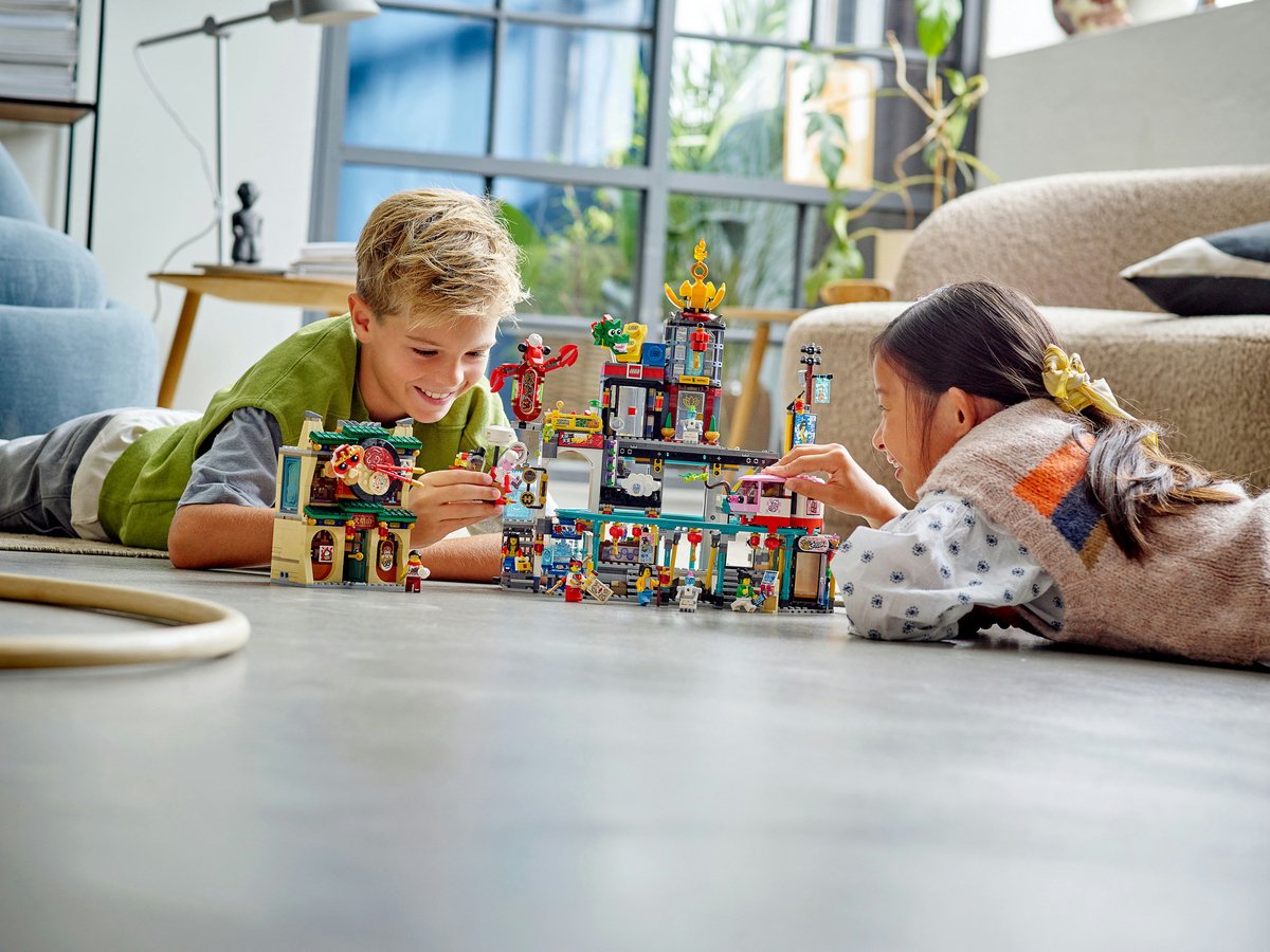 LEGO Monkie Kid™ - De Lantaarnstad - 80036