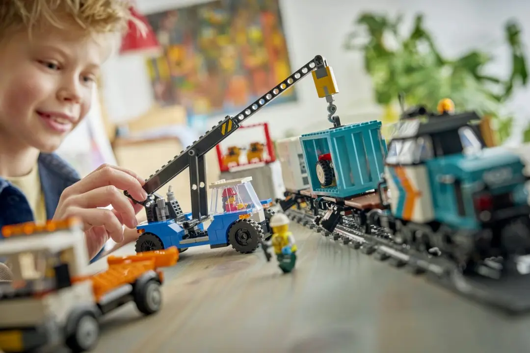 LEGO City Containertrein 60509 - 803 Stukken - 4 Minifiguren