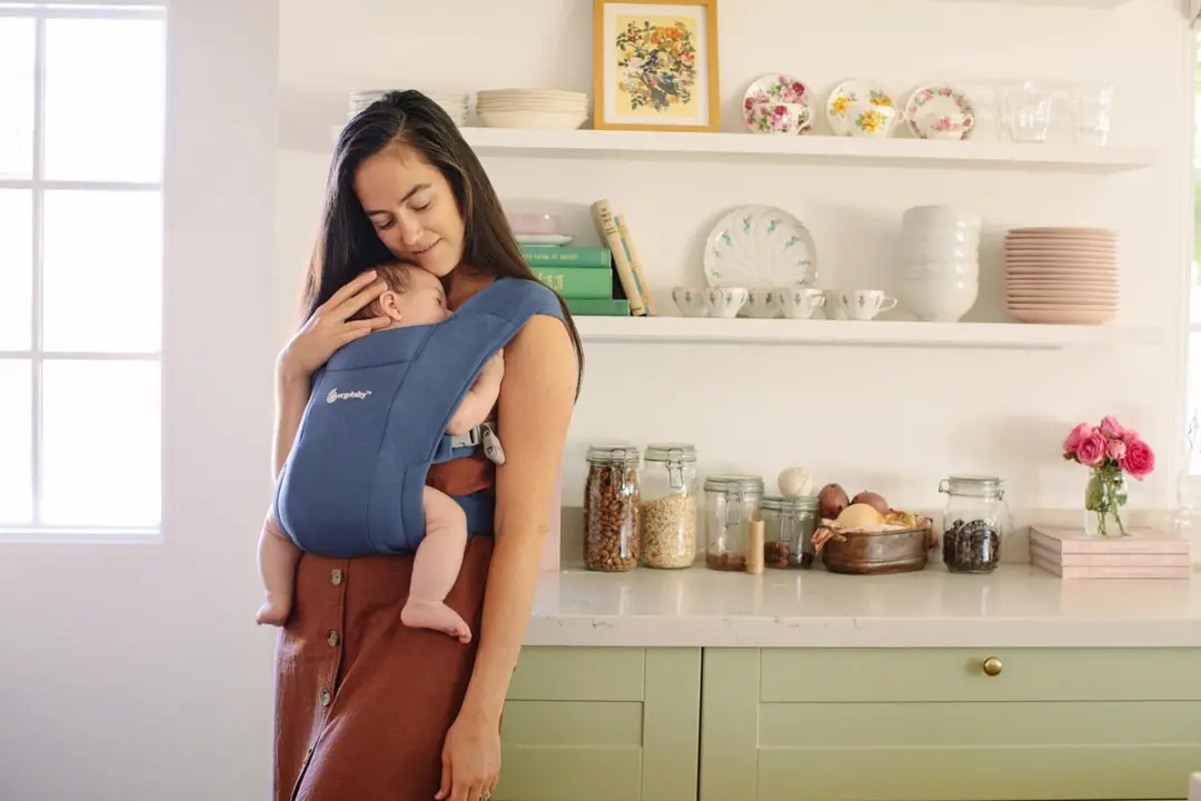 Ergobaby Embrace Draagzak - Soft Blue