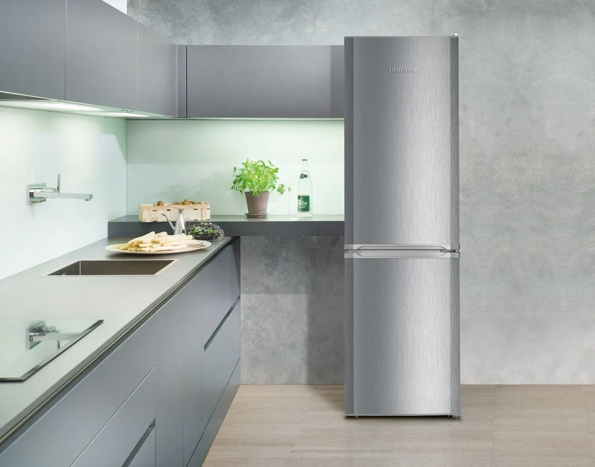 Liebherr CUele 3331 001 26 Koel-vriescombinatie Vrijstaand 296L - Zilver