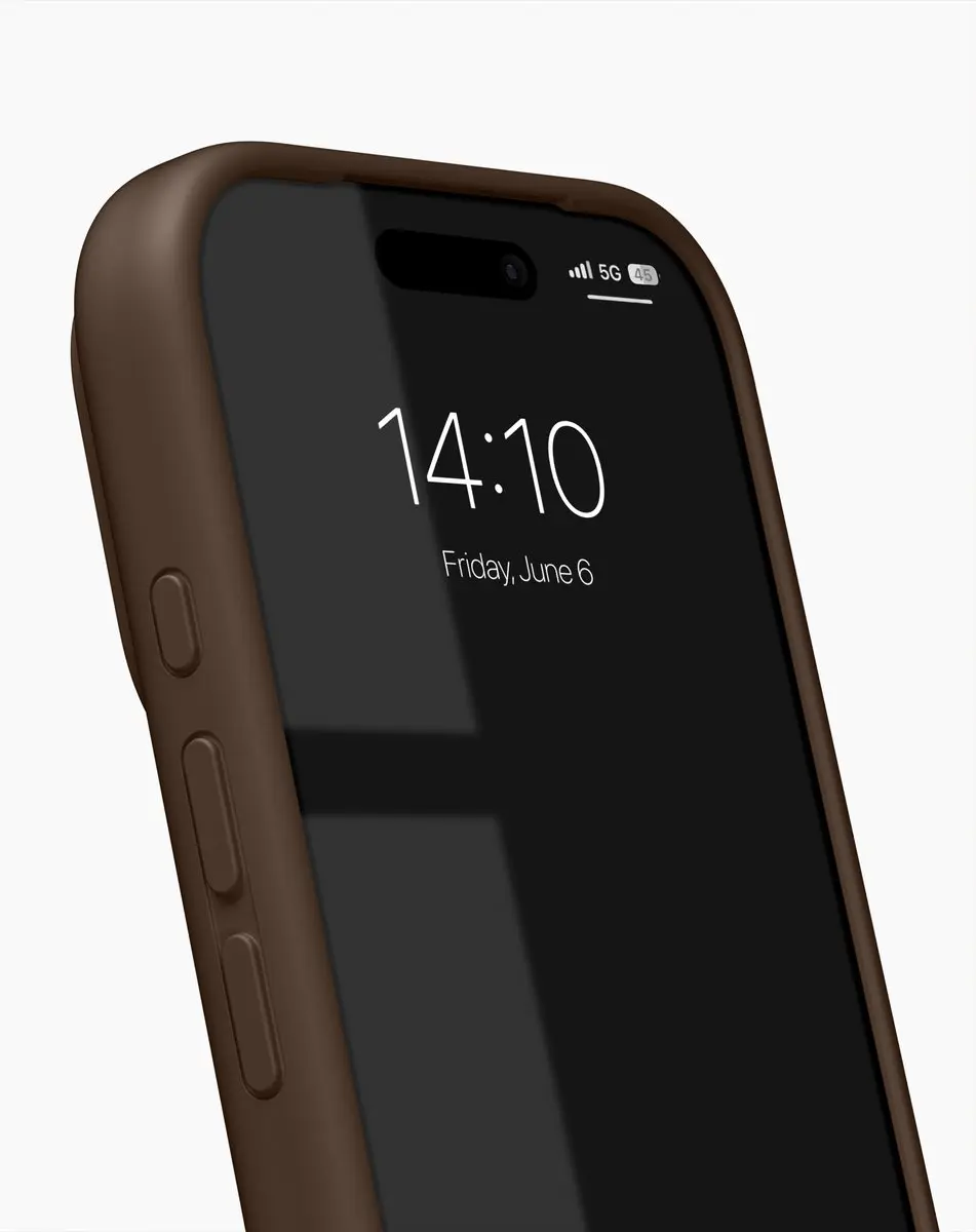 iDeal of Sweden iPhone 17 Pro Silicone Hoes Mocha Mousse
