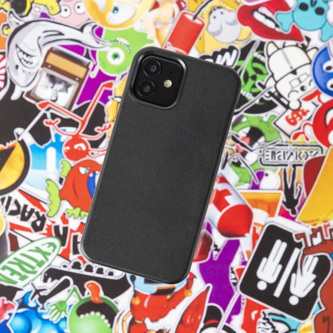 Hama MagCase Finest Sense iPhone 12 Mini - Zwart