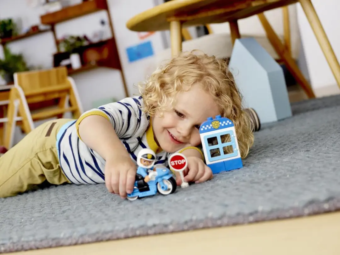 LEGO Police Bike - 8 Onderdelen - 1 Minifiguur - Groen