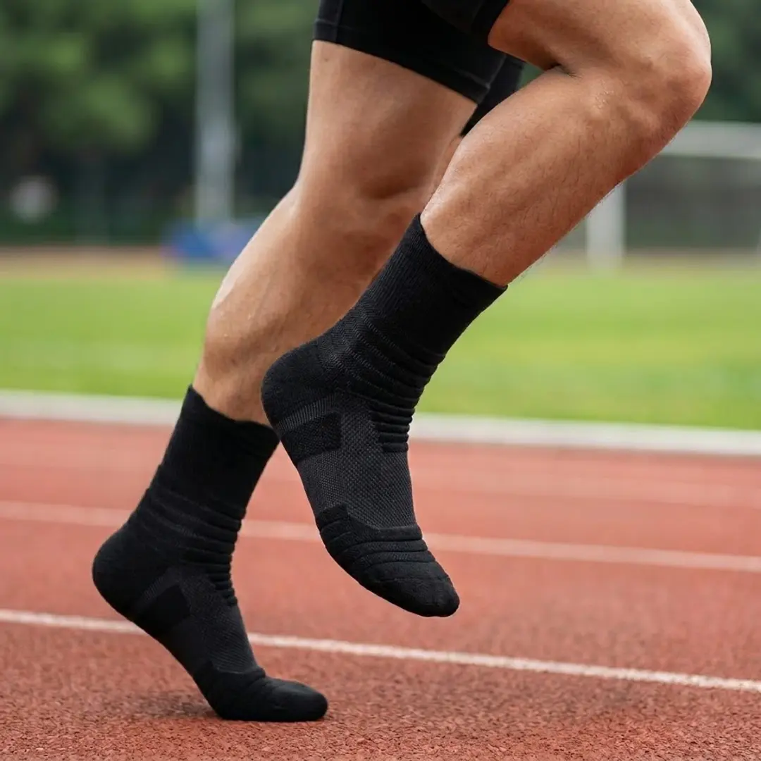 NuveX Outdoor Sokken Set - 4 Paar - Hoge Wandelsokken - Maat 39-42