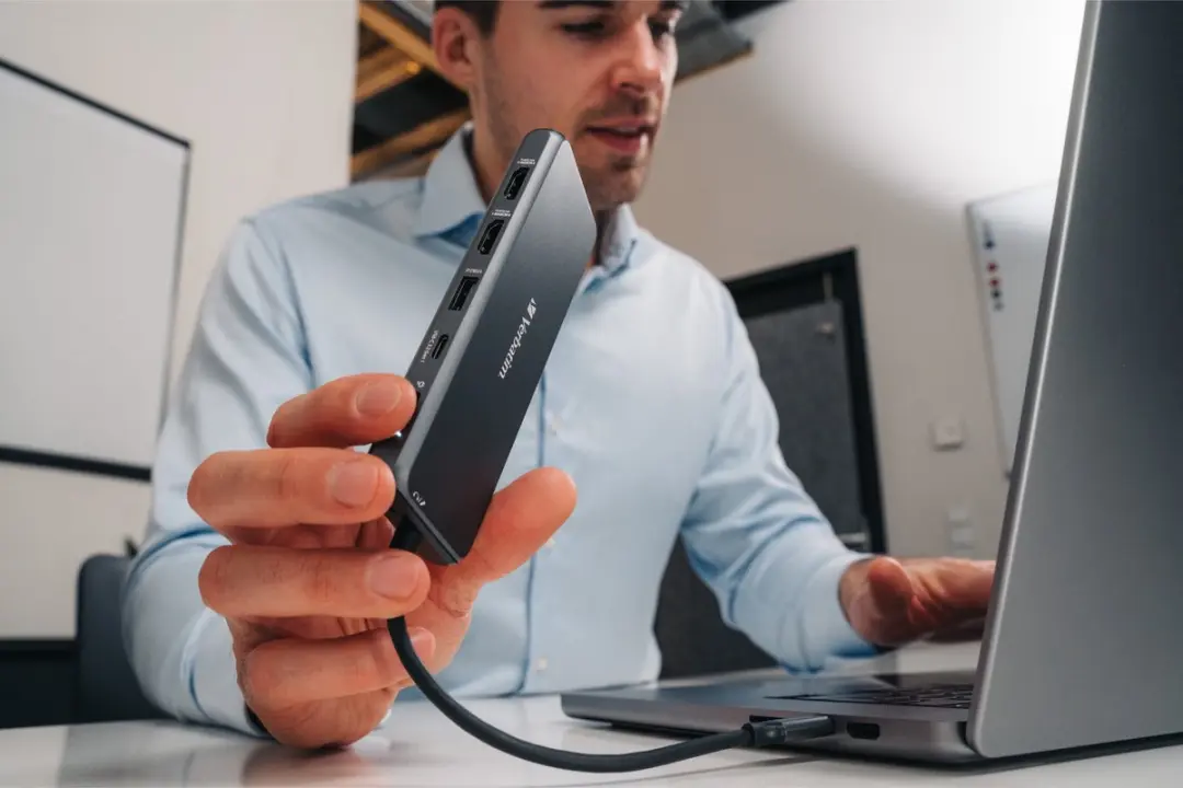 Verbatim USB-C Pro CMH-14 Multiport Hub - 14 Poorten - Grijs
