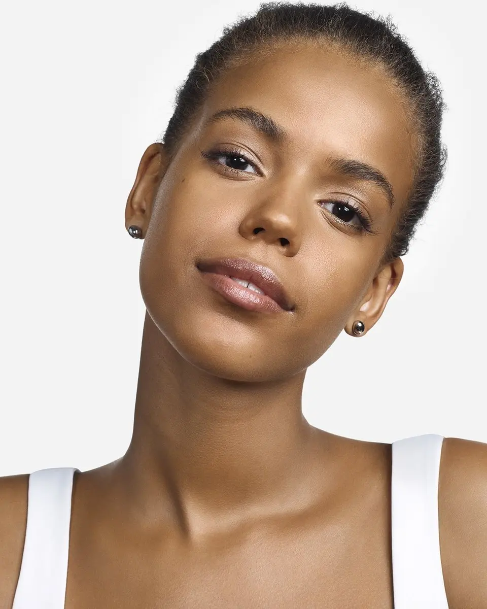 Clinique Even Better Glow Foundation WN114 Golden - 30ml