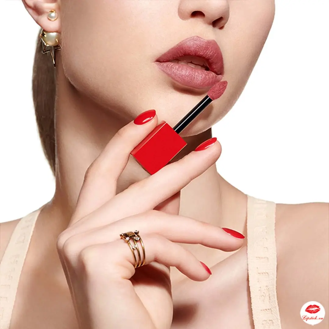 Dior Rouge Ultra Care Lipstick 675 Fleur Bleue - 6ml
