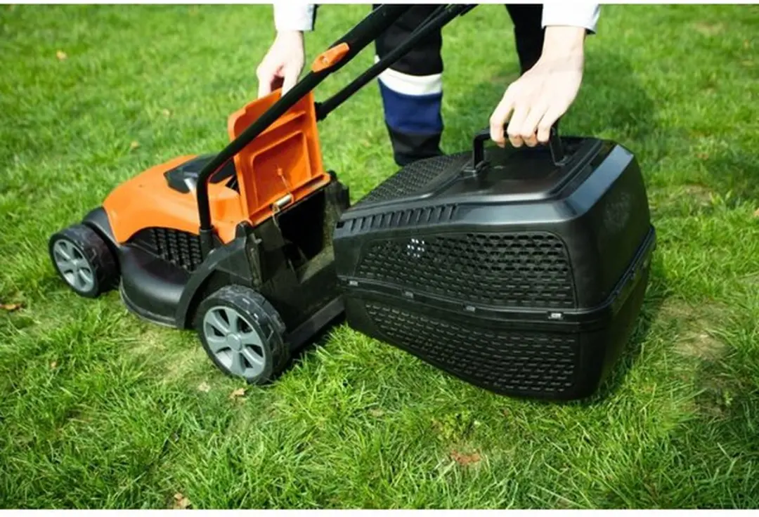 Yard Force LM C32A Loopmaaier 20V - 30L
