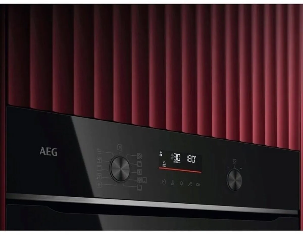 AEG TS6PB50WAB Inbouwoven 71L - Pyrolyse - Zwart