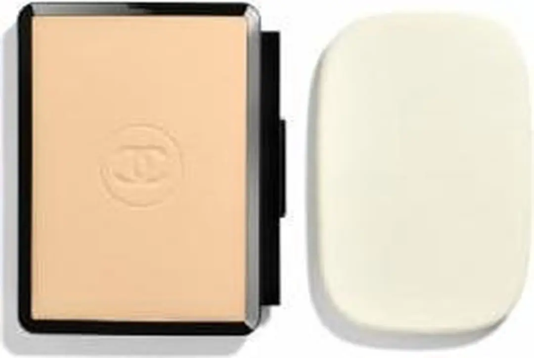 Chanel Ultra Le Teint Compact Refill B30
