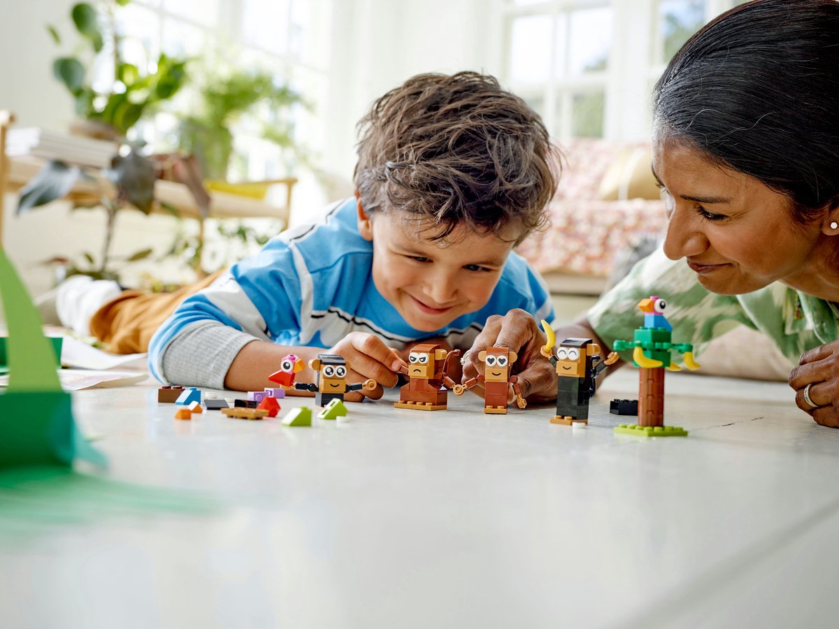 LEGO Classic 11031 - Creatief Spelen met Apen