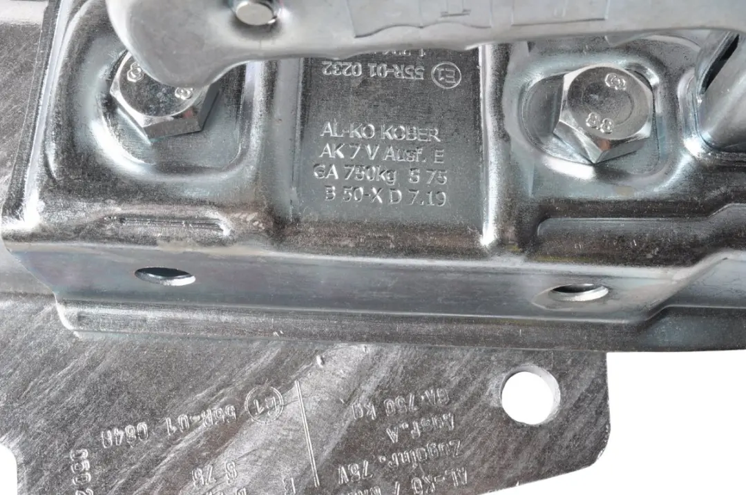 AL-KO V-dissel AK7 Plus/75V - 750 kg - 50mm Koker