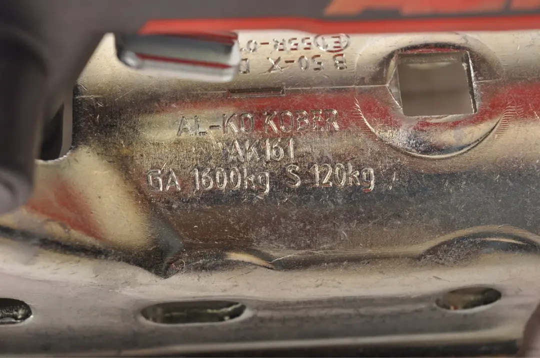AL-KO AK161 Kogelkoppeling - 1600 kg - Transparant