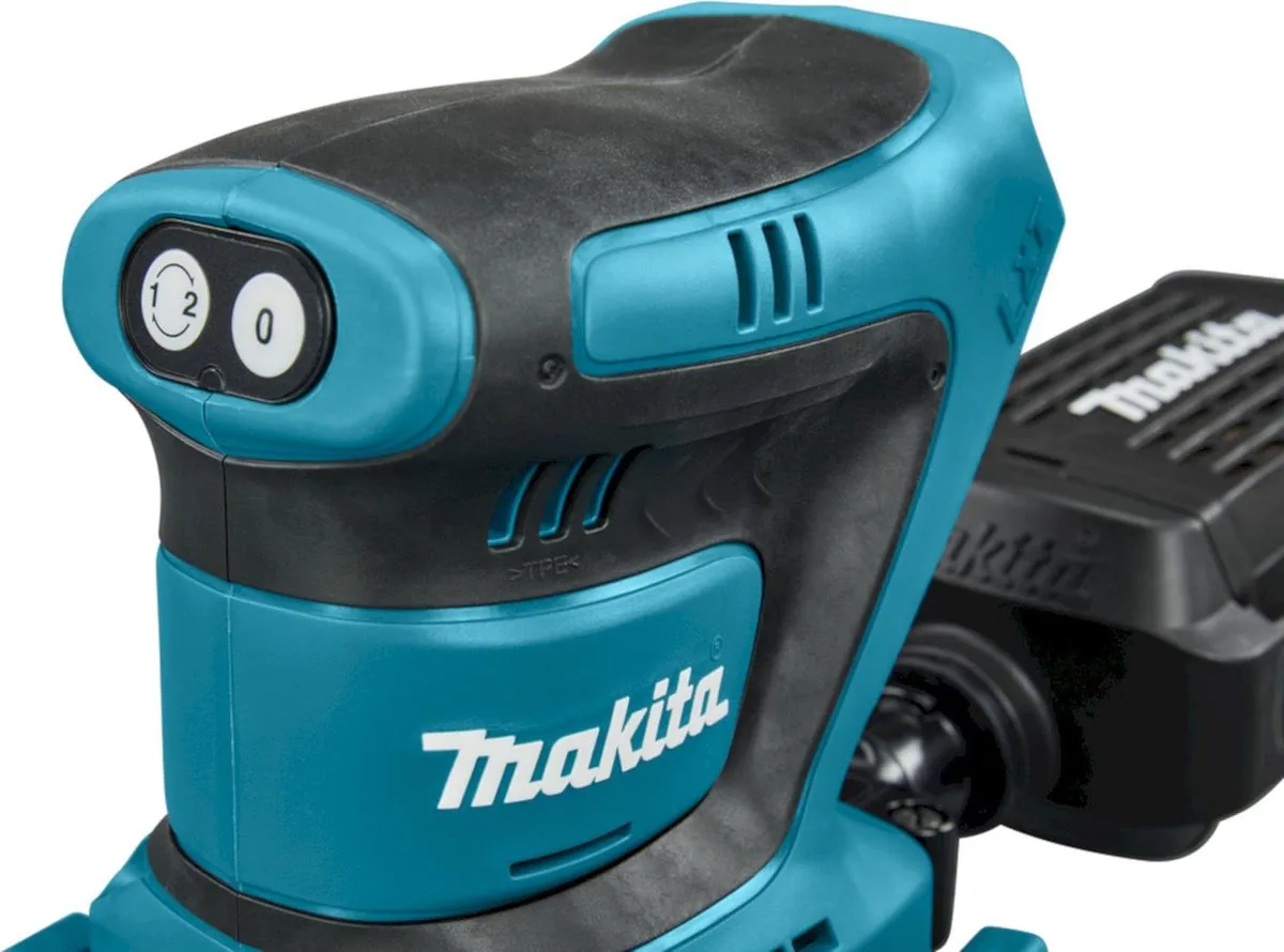 Makita DBO480RTJ Handpalm Vlakschuurmachine - 18V - 2x 5.0Ah