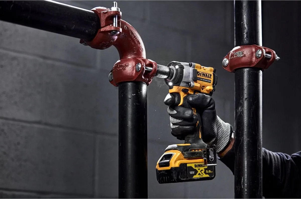 DeWalt DCF922NT Slagmoersleutel 18V - zonder accu