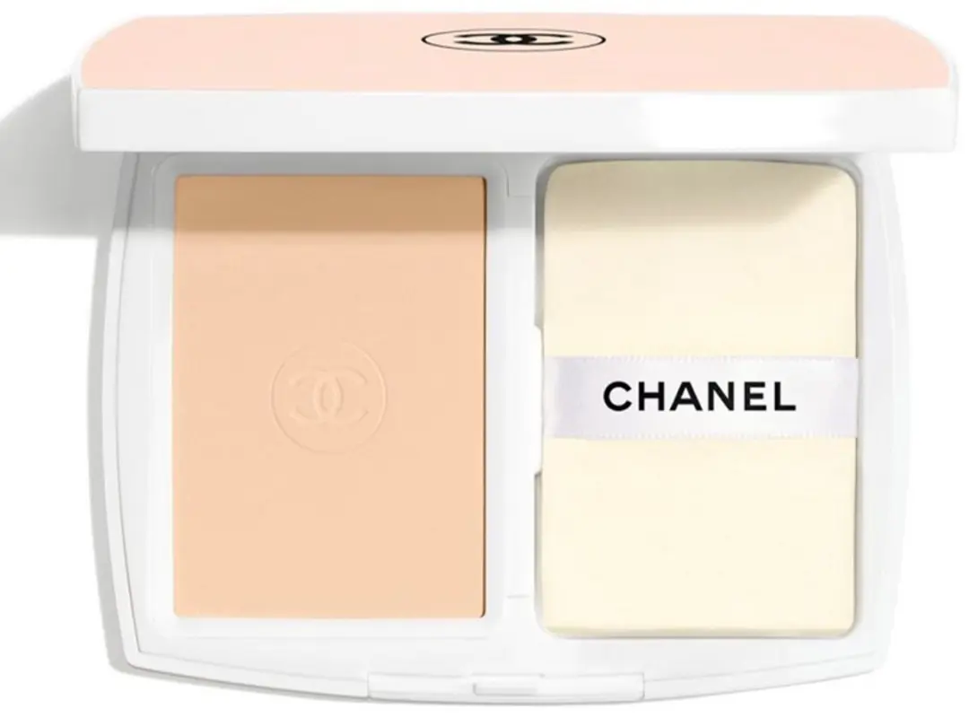 Chanel Le Blanc Foundation Compact BR12