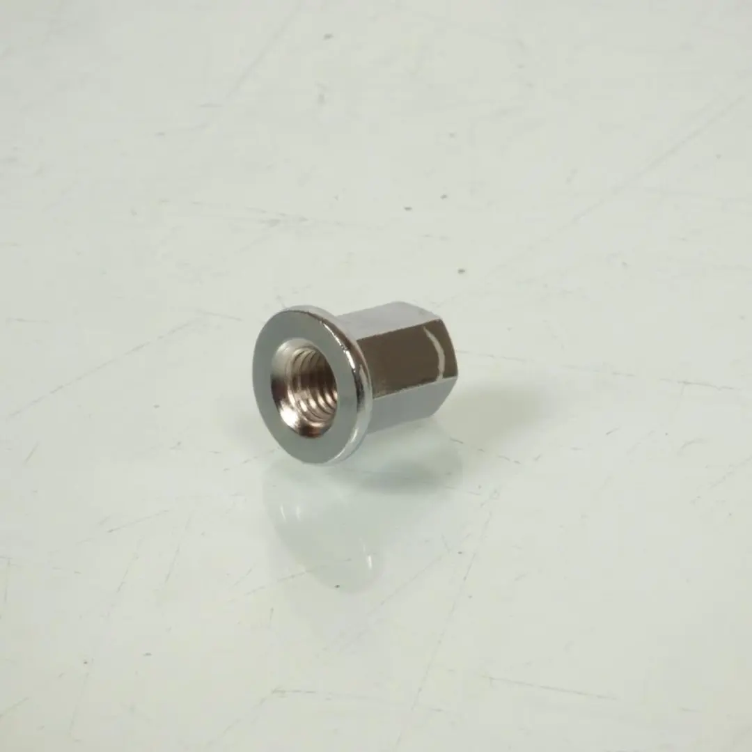 Honda 600 Hornet M7x1.0 Uitlaatmoer - 90304-MM5-000
