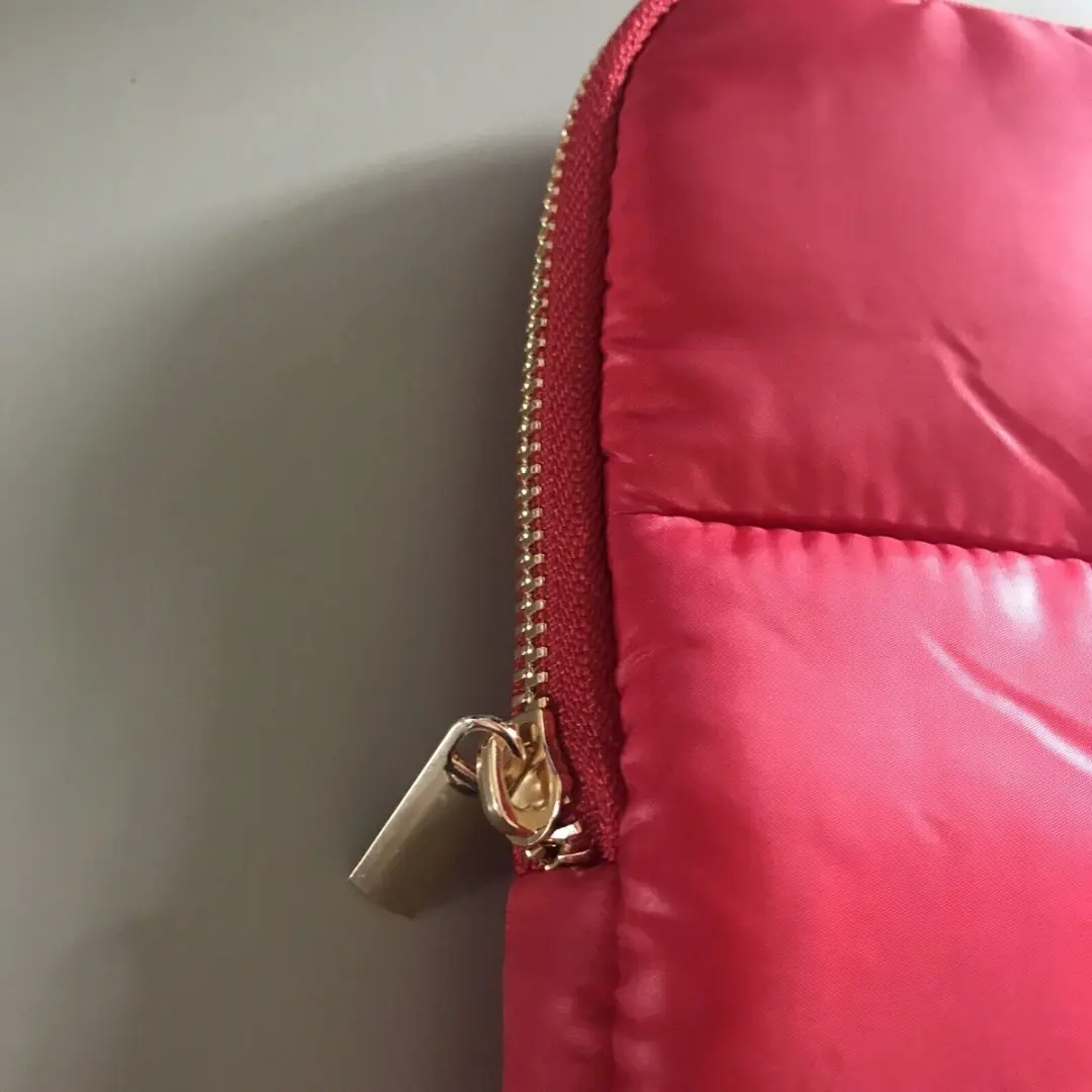 Carolina Herrera Good Girl CH Logo Clutch 24x34cm - Rood