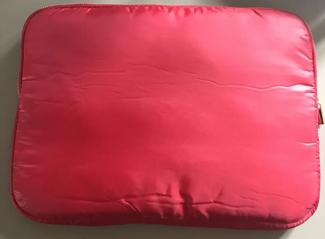 Carolina Herrera Good Girl CH Logo Clutch 24x34cm - Rood
