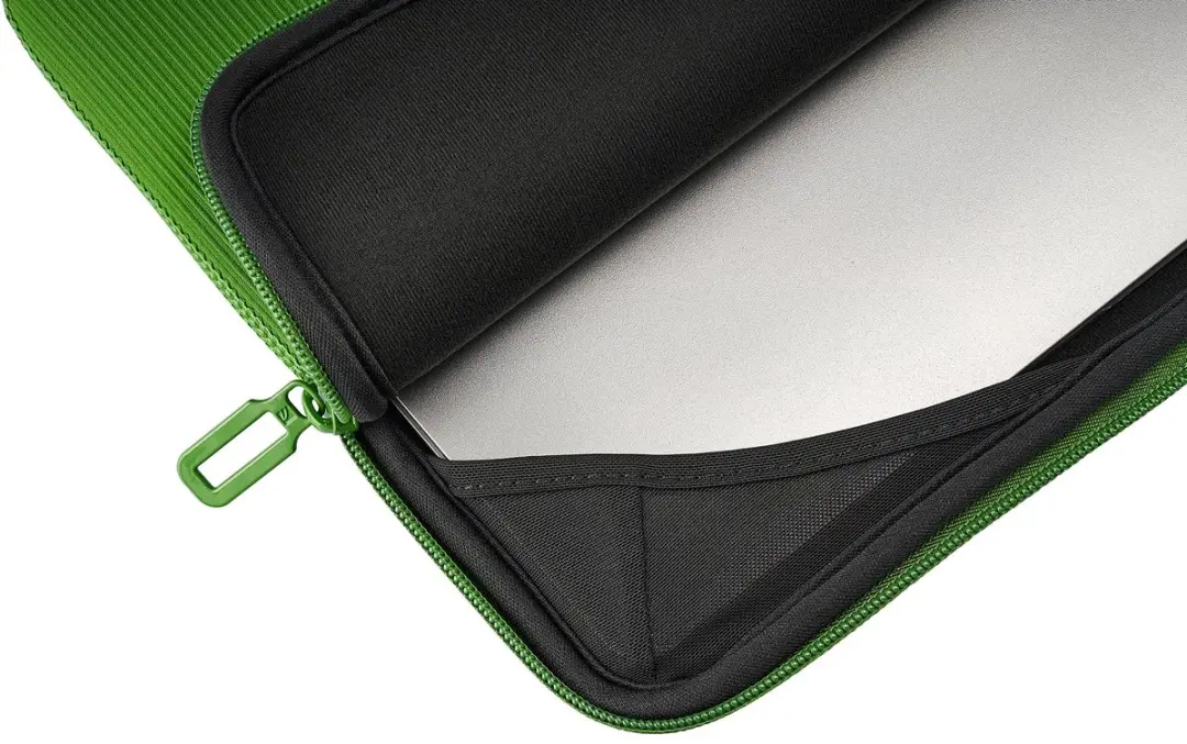 Tucano Colore Sleeve MacBook Neo 13 - BFC21213-V Groen