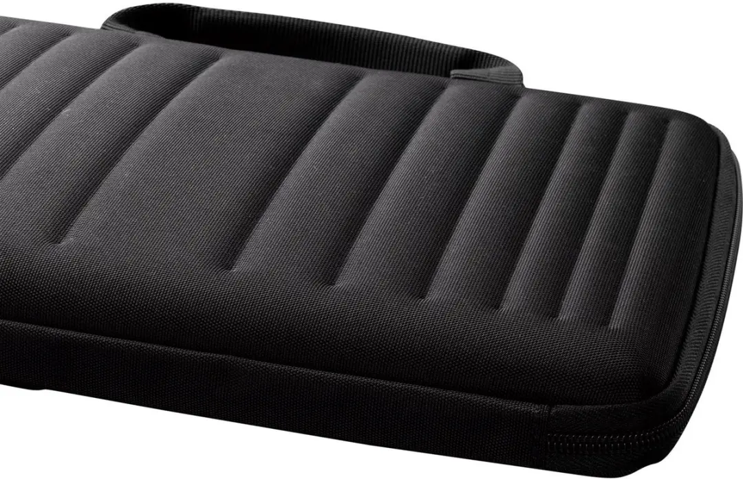 Case Logic QNS113 Laptoptas 13.3" - Zwart
