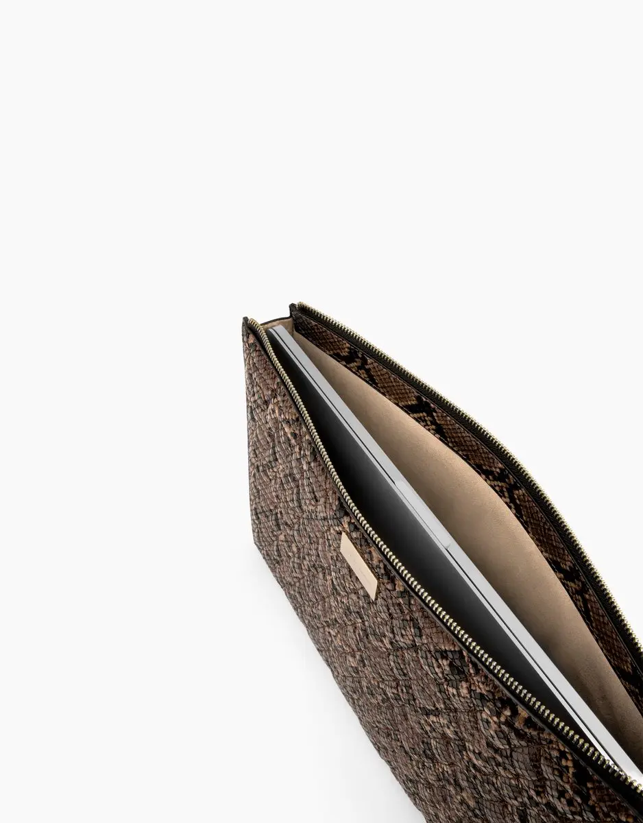 iDeal of Sweden Leia Laptoptas 13" - ID0699 - Bruin