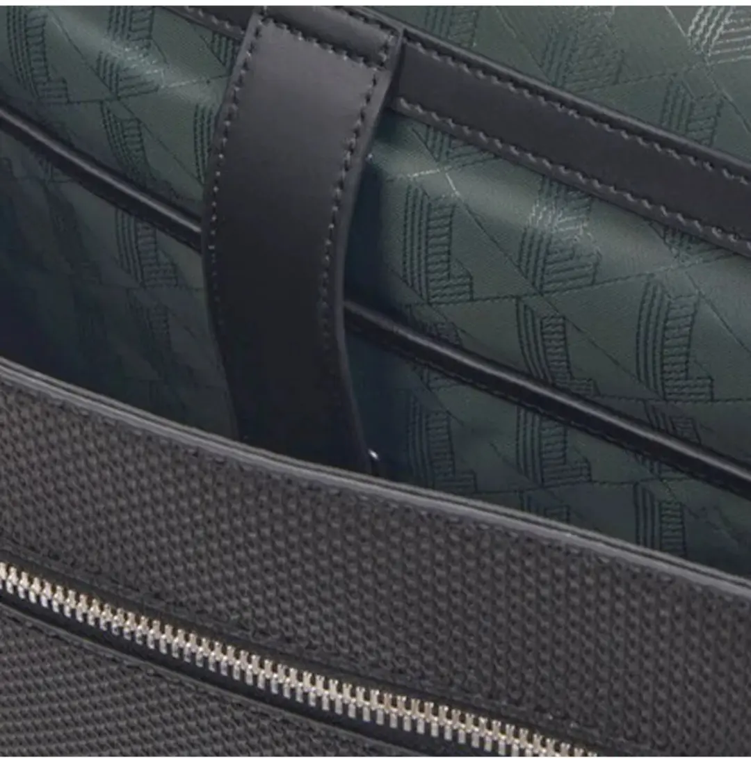 Lacoste NH5263CE 000 Leren Messenger Bag - 13 inch - Noir - afbeelding 6 van 6