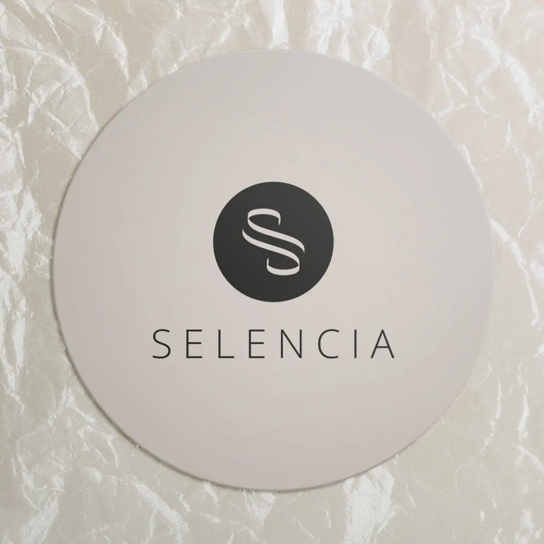 Selencia Fluwelen Laptophoes Beige - 16 inch - SH00071513