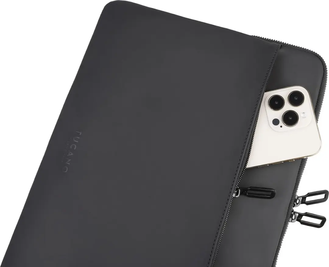 Tucano Gommo Sleeve MacBook Pro/Air 14 - BFGOM1314-BK - Zwart