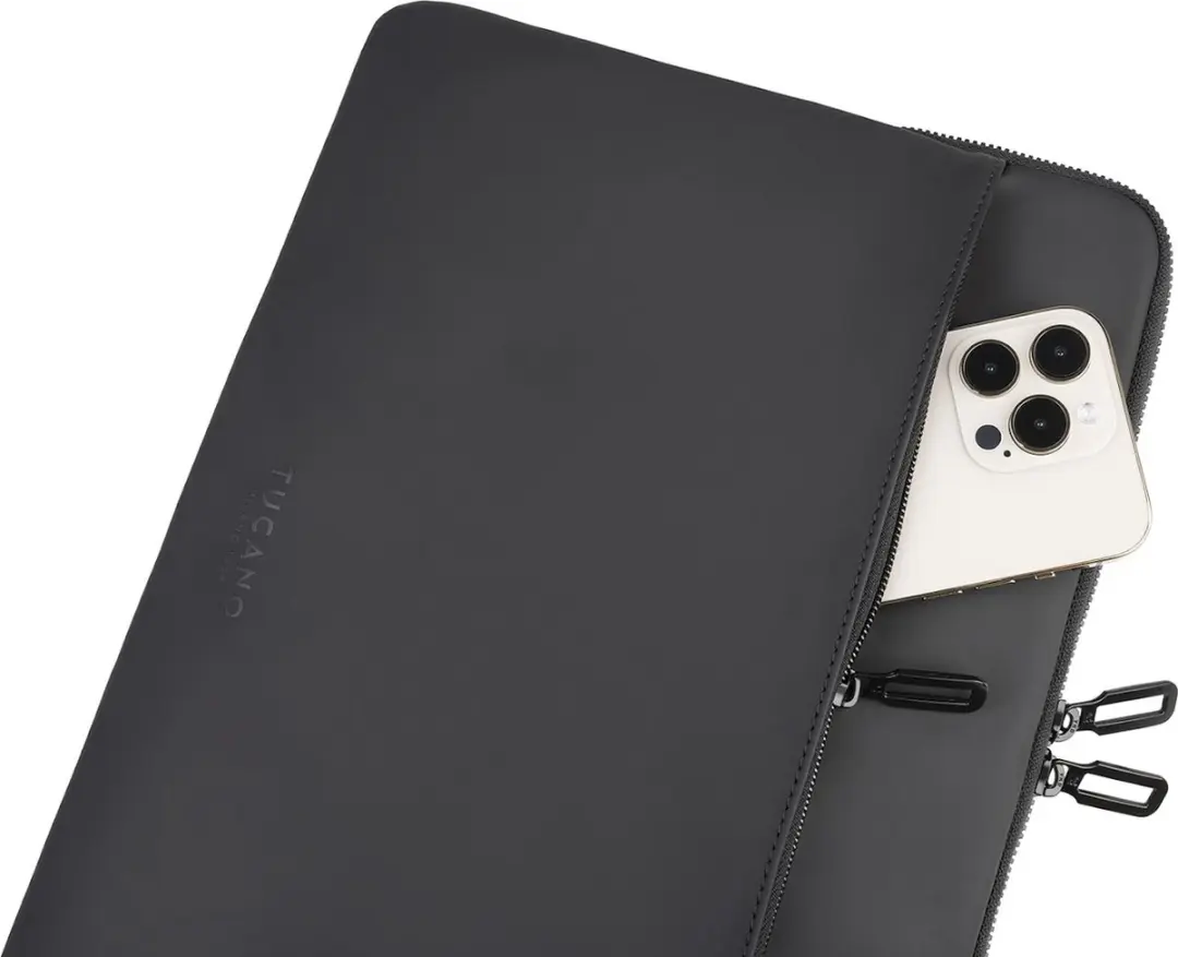Tucano Gommo Sleeve MacBook 16 - BFGOM1516-BK - Zwart