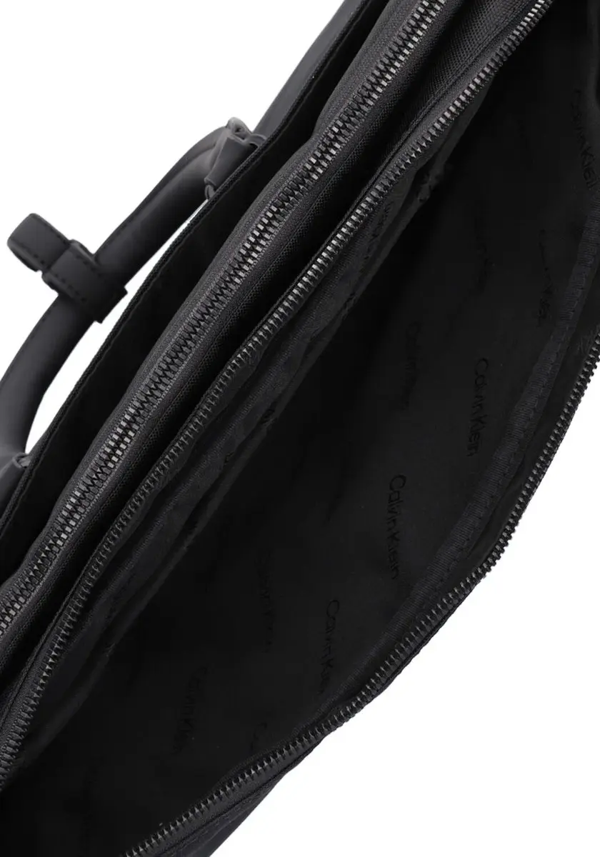 Calvin Klein K50K509587 Laptoptas Dames - 15 inch - Zwart - afbeelding 6 van 6