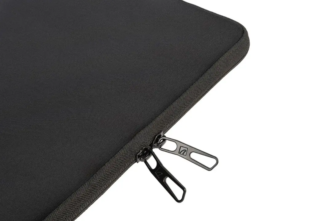 Tucano Elements Sleeve MacBook Air 15 BF-E-MB215-BK - 4mm Neopreen - Zwart