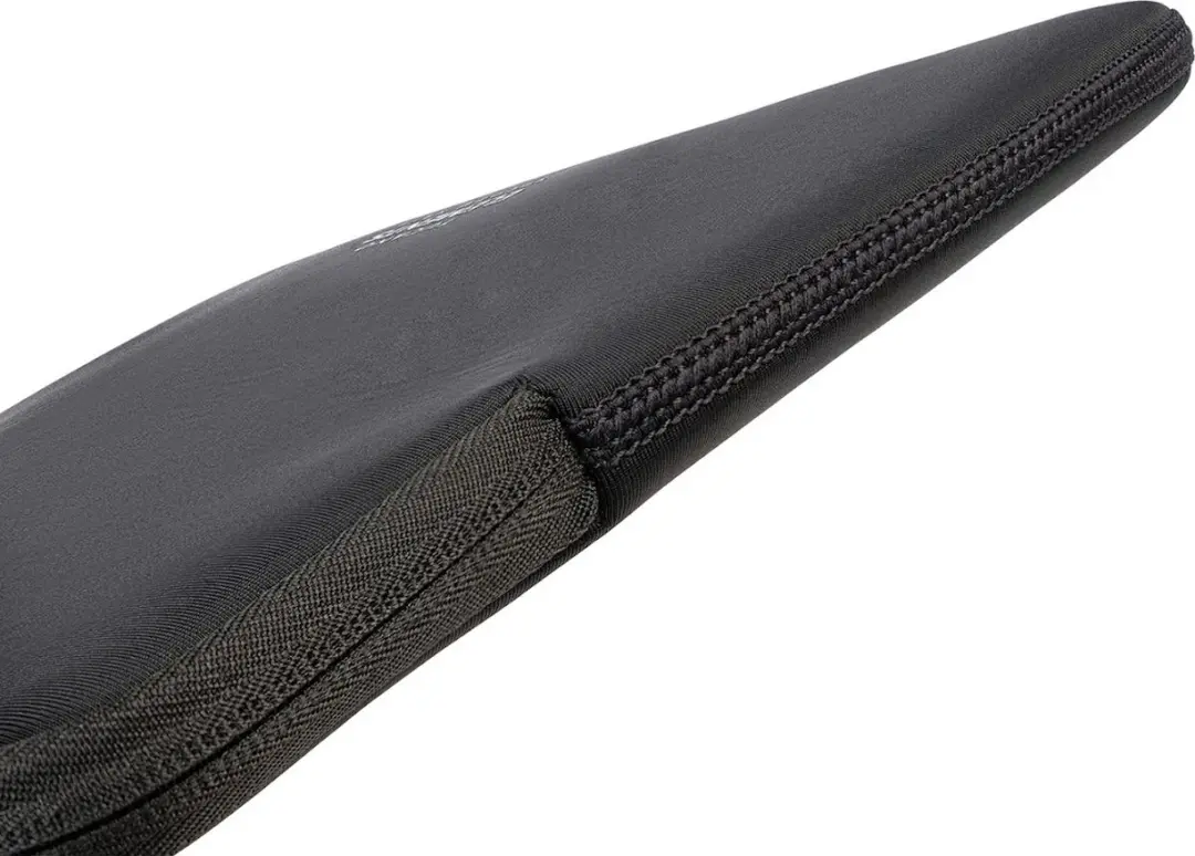 Tucano Elements Sleeve MacBook Air 15 BF-E-MB215-BK - 4mm Neopreen - Zwart