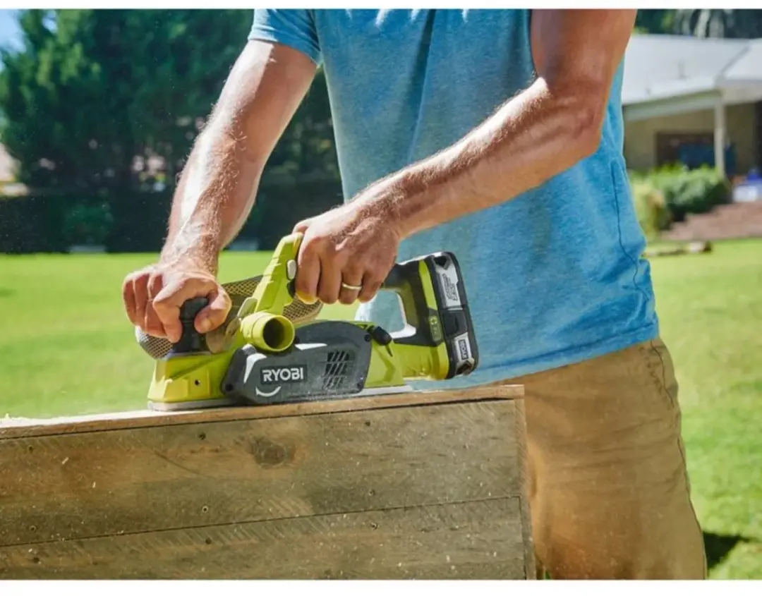 Ryobi ONE+ R18PL-0 Accu Schuurmachine 82mm - Dubbele Spaanafvoer