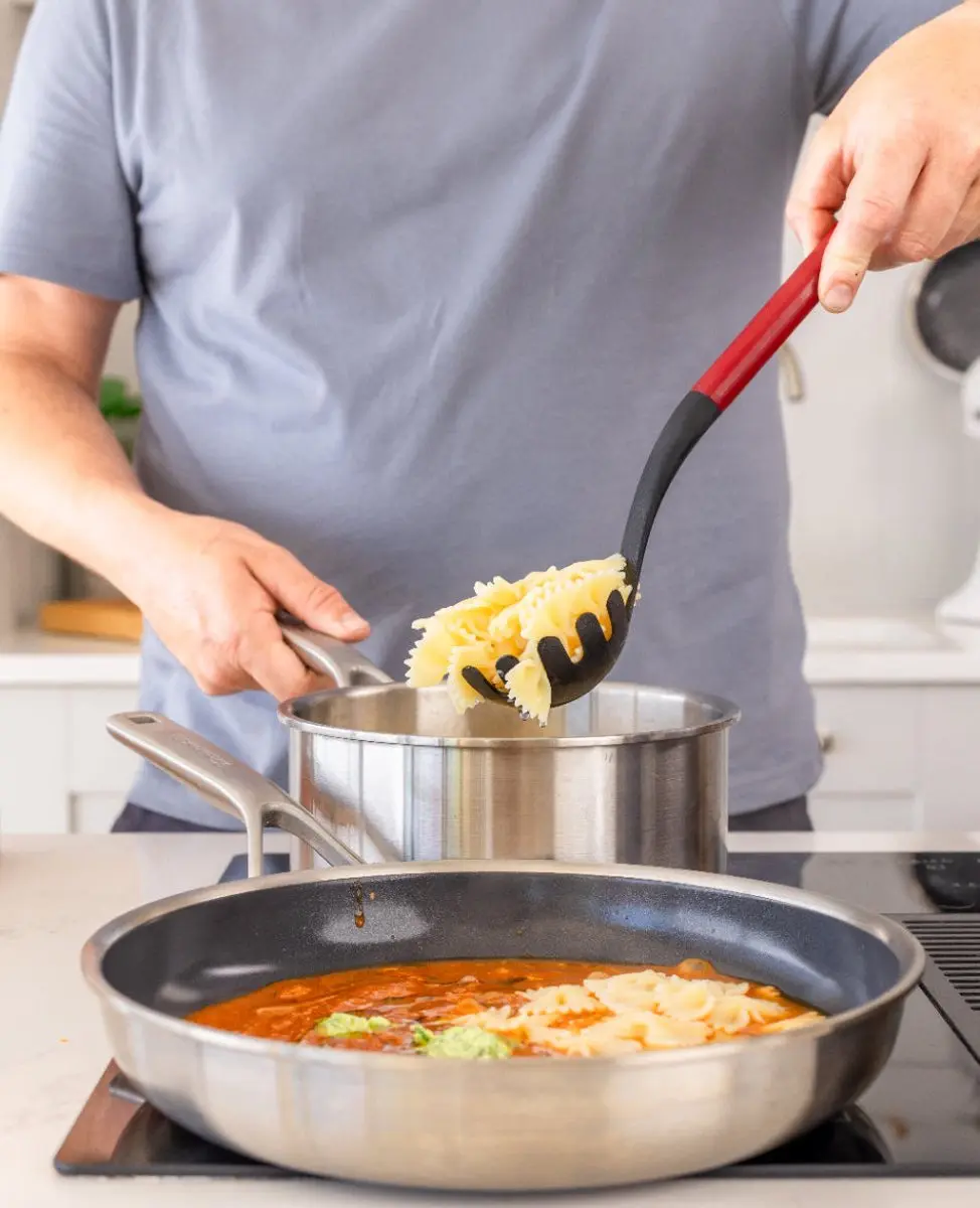 KitchenAid Spaghettilepel 34cm - Rood